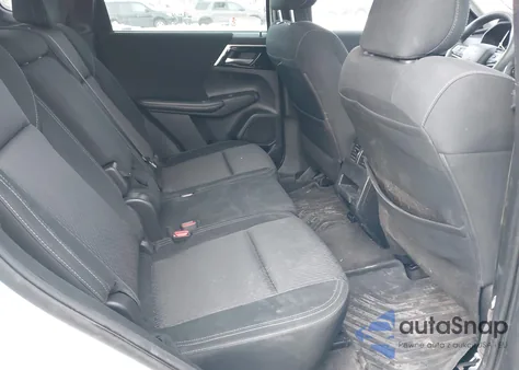 2023 Mitsubishi Outlander Es 2.5 2Wd z USA, uszkodzony, nr VIN JA4J3TA86PZ016091